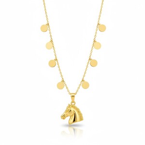 قلادة الحصان الملكي